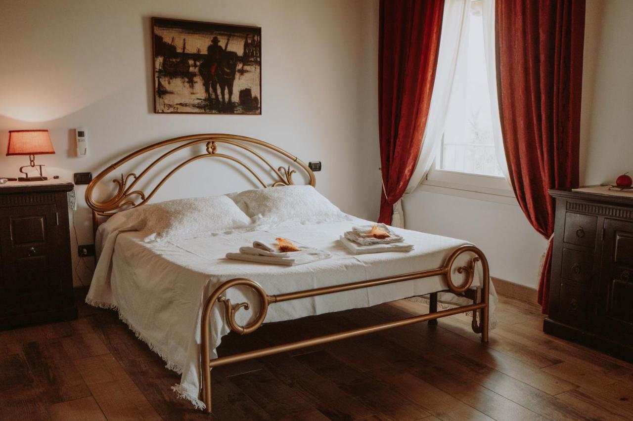 B&B Casa Santa Lucia Манерба дел Гарда Екстериор снимка