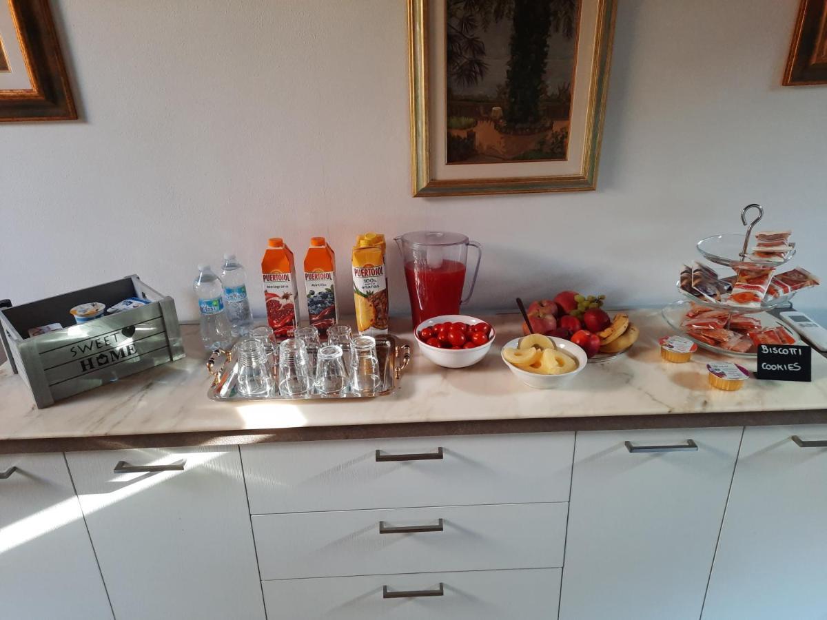 B&B Casa Santa Lucia Манерба дел Гарда Екстериор снимка