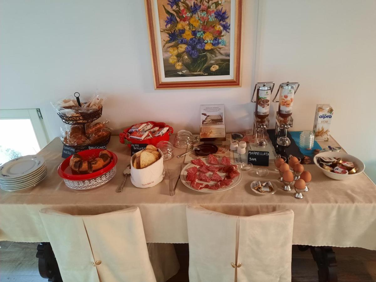 B&B Casa Santa Lucia Манерба дел Гарда Екстериор снимка