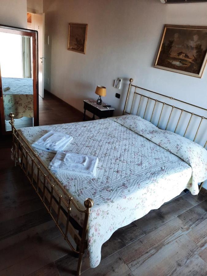B&B Casa Santa Lucia Манерба дел Гарда Екстериор снимка