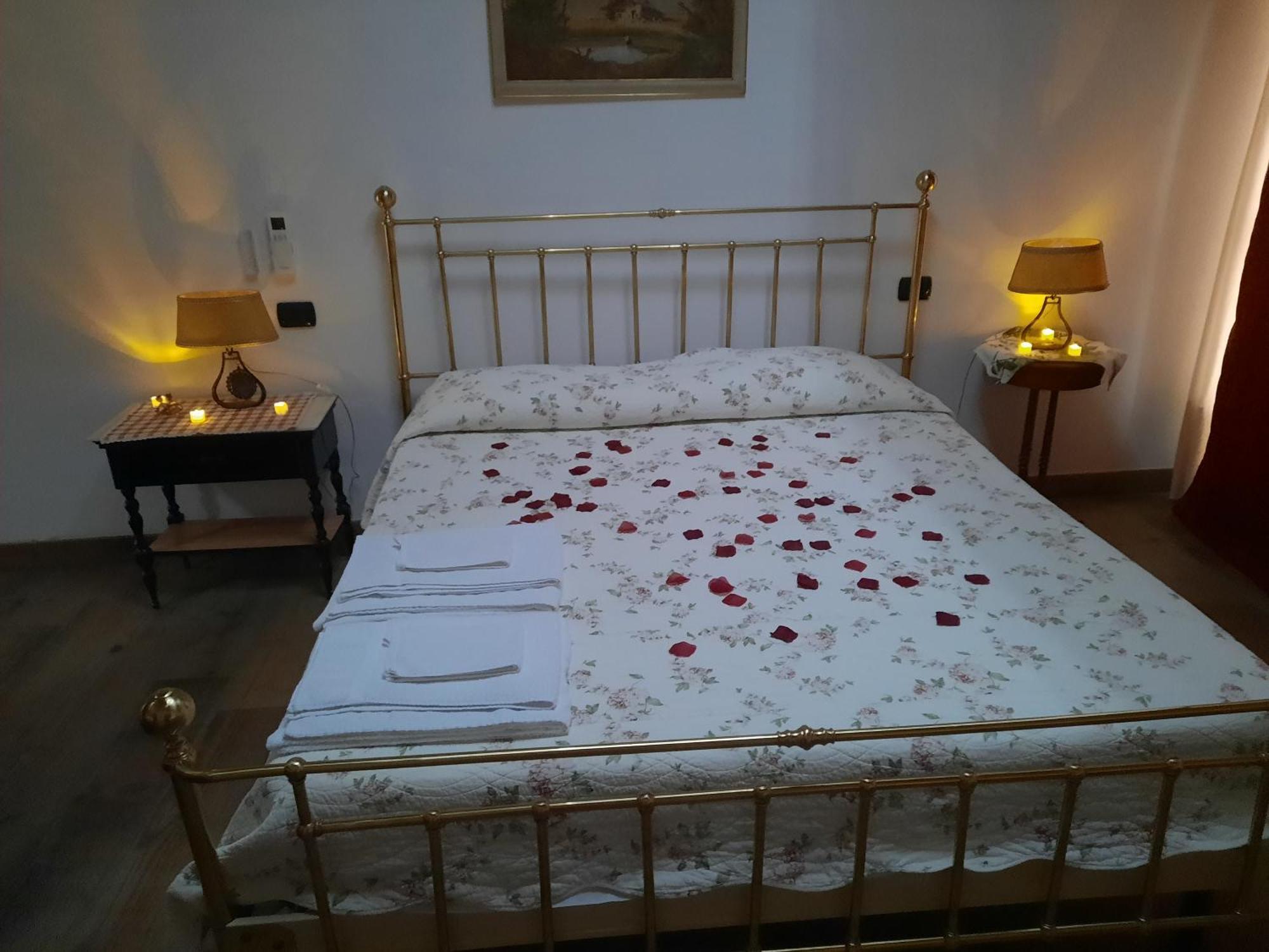 B&B Casa Santa Lucia Манерба дел Гарда Екстериор снимка